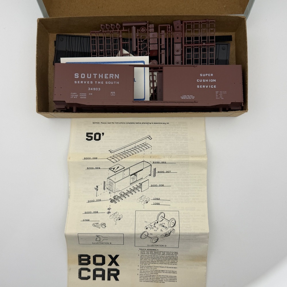 Front Range Products 50' Box Car Southern Railway HO Scale Brown Kit 5007